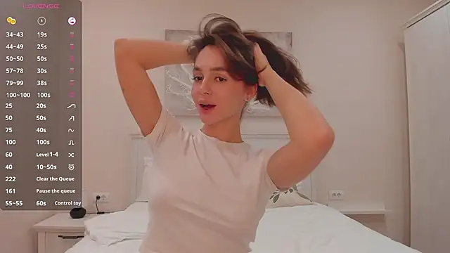 JudyAngil online show from October 25, 6:10 am