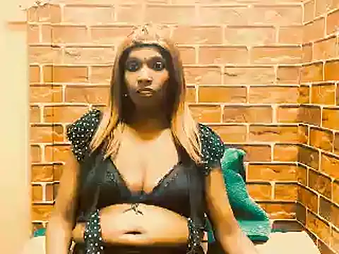 Fuckable Nasty MILF online show from June 12, 3:03 am