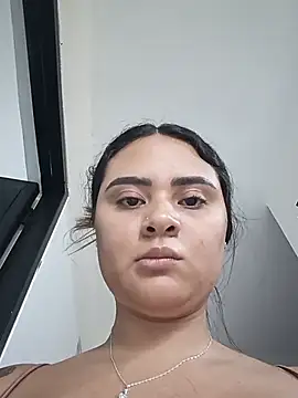 sexy-latin10 online show from July 17, 3:05 pm
