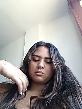 sexy-latin10 online show from March 31, 1:22 pm