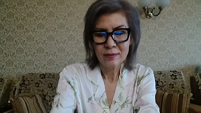 Elegant00Lady online show from October 9, 1:32 am