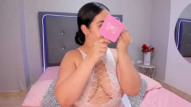 emma lye online show from September 25, 9:34 pm