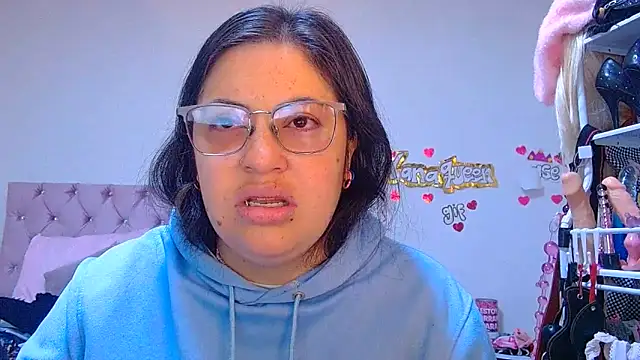 lanaqueen699 online show from June 11, 12:13 pm
