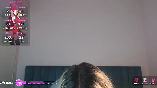 Snapshot of april_bunnyy chatting on October 17, 8:23 pm april bunnyy online show from October 17, 8:23 pm