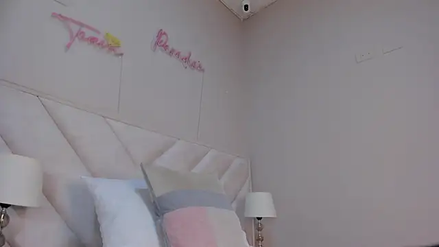  angela x online show from June 24, 11:20 am