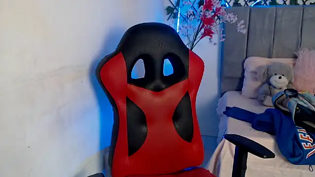 Maximesex online show from October 3, 2:00 pm