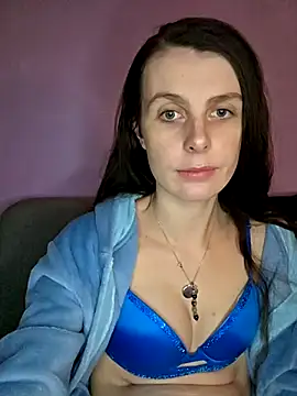 chachalette444 online show from December 18, 8:02 pm