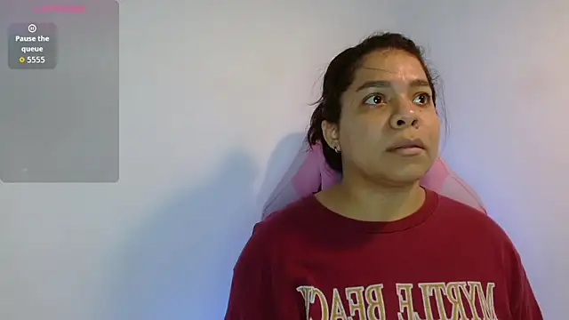 yulissa18 online show from March 17, 3:32 am