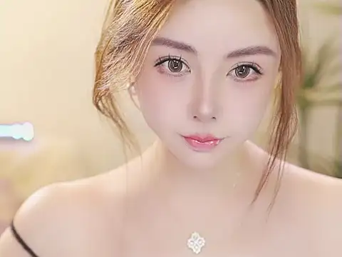 Qiaoqiao  online show from May 2, 9:56 am