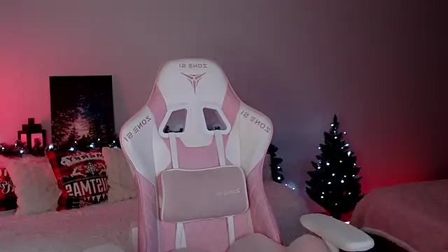 meowceline online show from December 23, 10:41 am