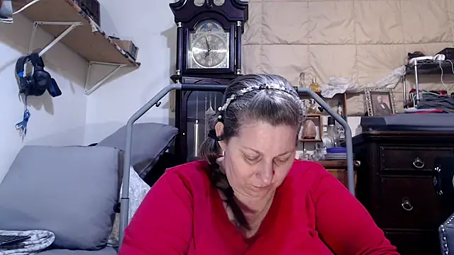 Snapshot of ladyscarlotta chatting on September 19, 3:55 pm ladyscarlotta online show from September 19, 3:55 pm