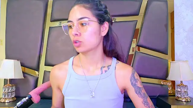 NicoleEsposito online show from December 2, 1:57 pm