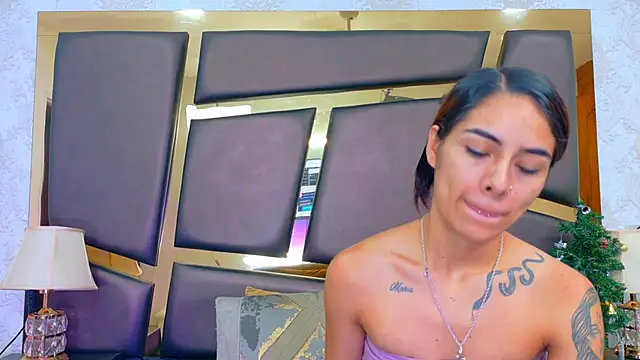 NicoleEsposito online show from December 17, 12:53 pm