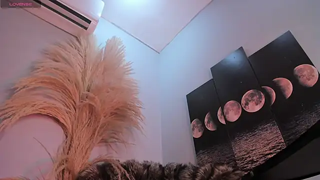 ALICEPOIXXXON online show from December 3, 11:51 pm