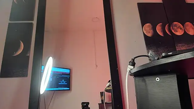 ALICEPOIXXXON online show from October 4, 12:05 am