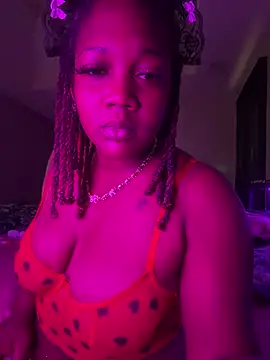 Naughty4Gifters27 online show from June 16, 12:00 am