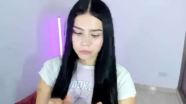 Snapshot of Natasha_su_ chatting on October 14, 10:12 pm Natasha su online show from October 14, 10:12 pm