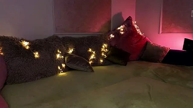 tomorrows day online show from November 15, 12:11 am