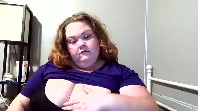 Snapshot of _GodessIsabella_97 chatting on October 6, 11:05 am GodessIsabella 97 online show from October 6, 11:05 am