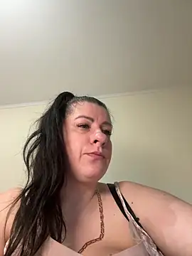 Evelinia online show from November 12, 4:38 pm