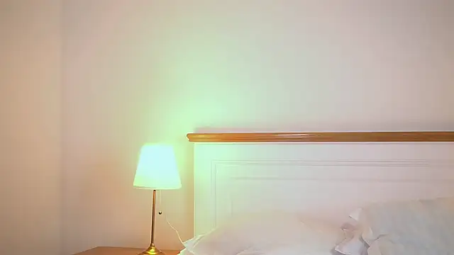 AdelineKing online show from June 9, 1:49 am