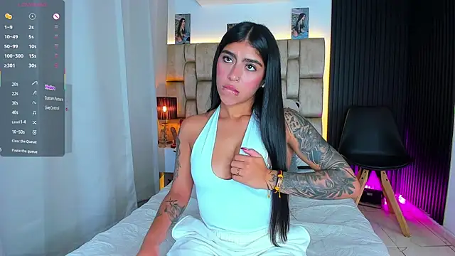 little sophie18 online show from April 19, 7:38 pm