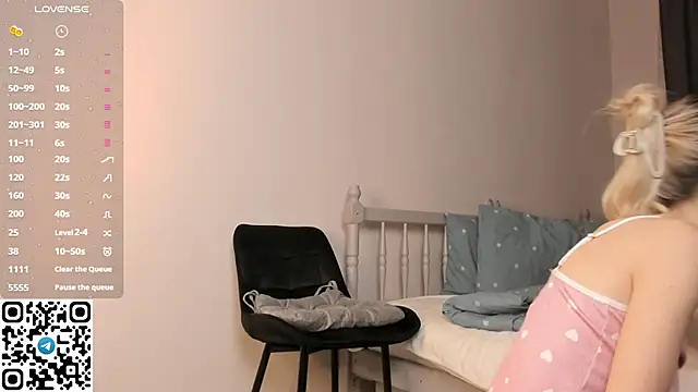 tyty piupiu online show from November 12, 6:28 pm