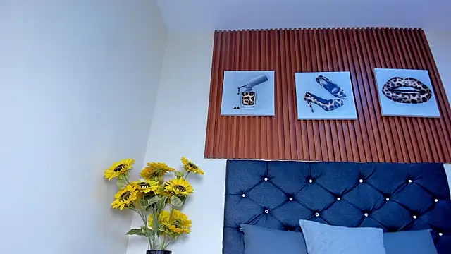 Zoe pss online show from November 5, 8:03 pm