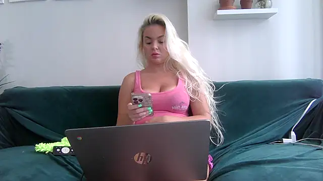 badblondebunny online show from June 18, 5:51 pm