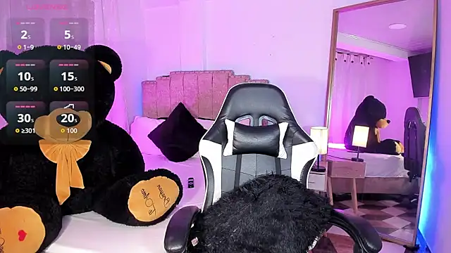 alexia mattel online show from November 30, 8:24 pm