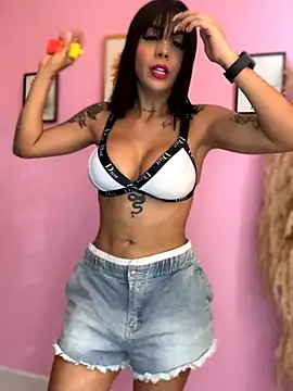 Tamyjenkins1 online show from October 26, 9:10 pm