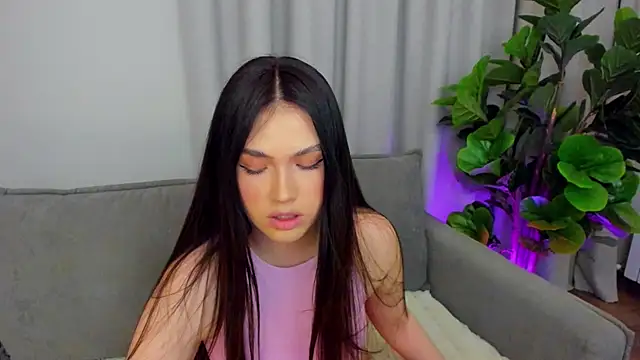 sexyangeloux online show from April 12, 11:06 pm