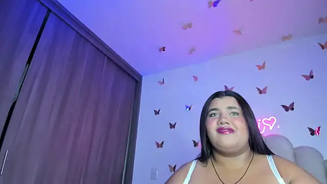 Snapshot of NaomiAsha chatting on September 15, 12:41 am NaomiAsha online show from September 15, 12:41 am