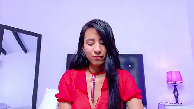 Snapshot of Skinny_hottie18 chatting on October 8, 7:40 pm Skinny hottie18 online show from October 8, 7:40 pm