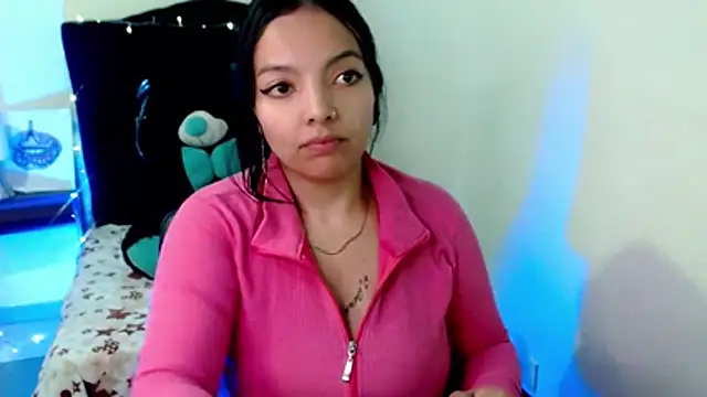 loren tits24 online show from July 31, 6:31 pm
