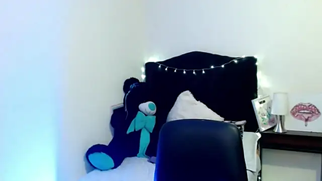 loren tits24 online show from June 23, 8:29 pm