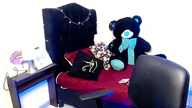 loren tits24 online show from July 5, 6:13 pm
