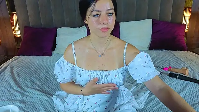 KitnissKiss online show from June 28, 6:36 pm