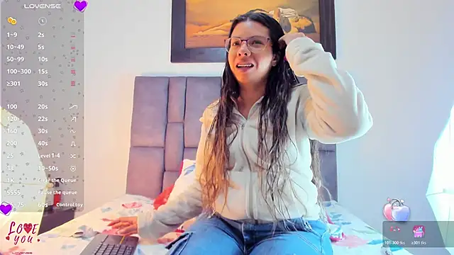 Vahiolet smith online show from March 13, 3:30 am