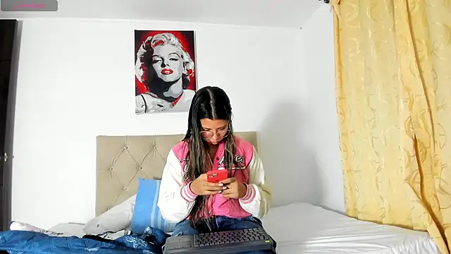 Vahiolet smith online show from September 25, 1:04 am