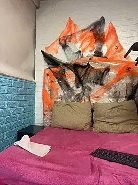 KataleyaStiward online show from October 28, 1:06 pm