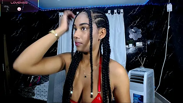 Snapshot of Hillary_queen chatting on October 11, 12:52 pm Hillary queen online show from October 11, 12:52 pm