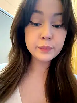 Snapshot of Peachy_Dream chatting on October 7, 6:34 pm Peachy Dream online show from October 7, 6:34 pm