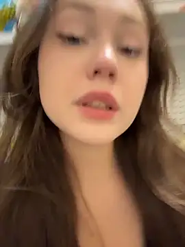 Peachy Dream online show from June 19, 5:38 pm