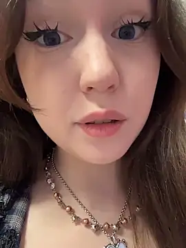 Peachy Dream online show from May 5, 5:16 pm