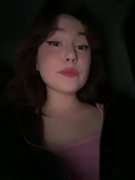 Snapshot of Peachy_Dream chatting on October 6, 6:23 pm Peachy Dream online show from October 6, 6:23 pm