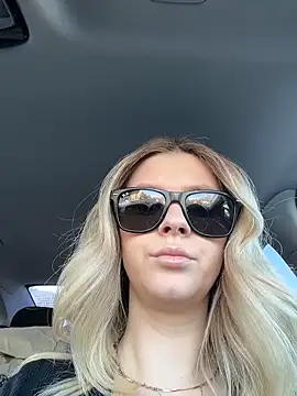 Love Bri online show from February 18, 10:14 am