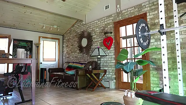 LushianaFitness online show from May 30, 5:54 pm