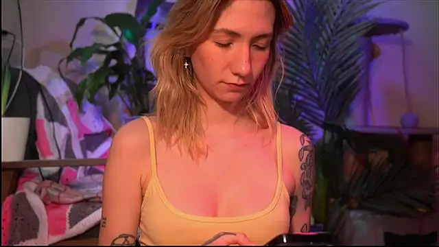 Arianna Richi online show from March 21, 8:19 am