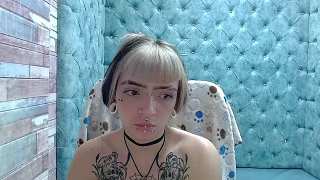 Snapshot of Samantha_Smiith chatting on October 16, 3:42 am Samantha Smiith online show from October 16, 3:42 am